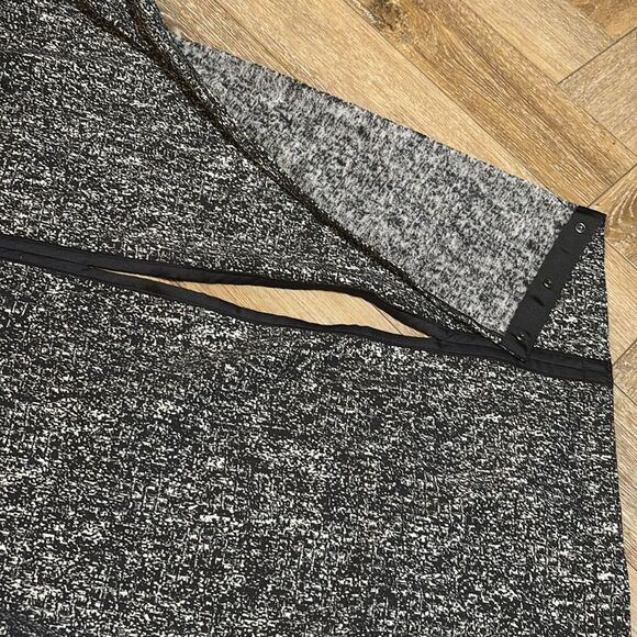 Lululemon Vinyasa Scarf *Rulu - Picture 6 of 6